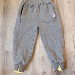 New unisex kids pants. Comfortable and soft. Good for spring